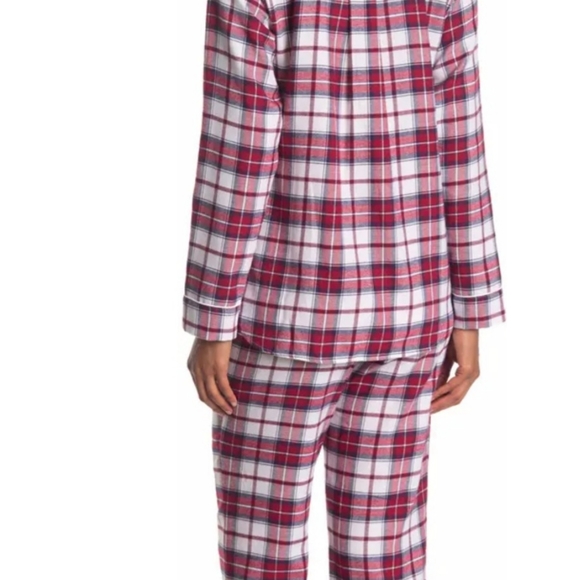 UGG Plaid Flannel Pajamas 2 piece set - Picture 4 of 5